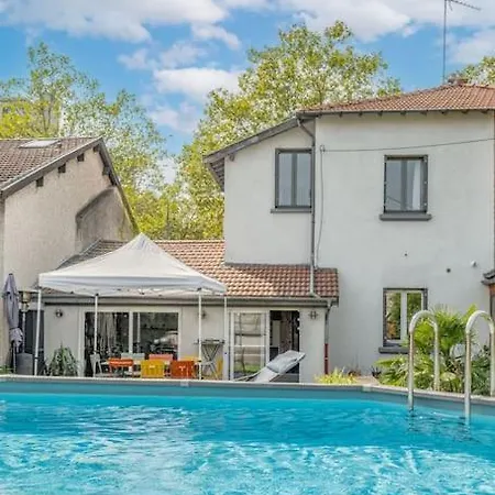 Maison A Lyon Parilly Avec Piscine, Jardin, Parking Prive & Proche Eurexpo *